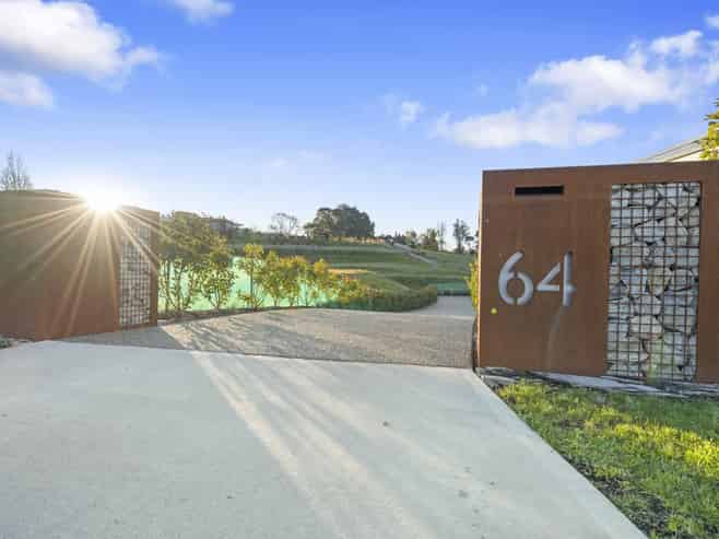 64 Les Wakefield Road, Mapua