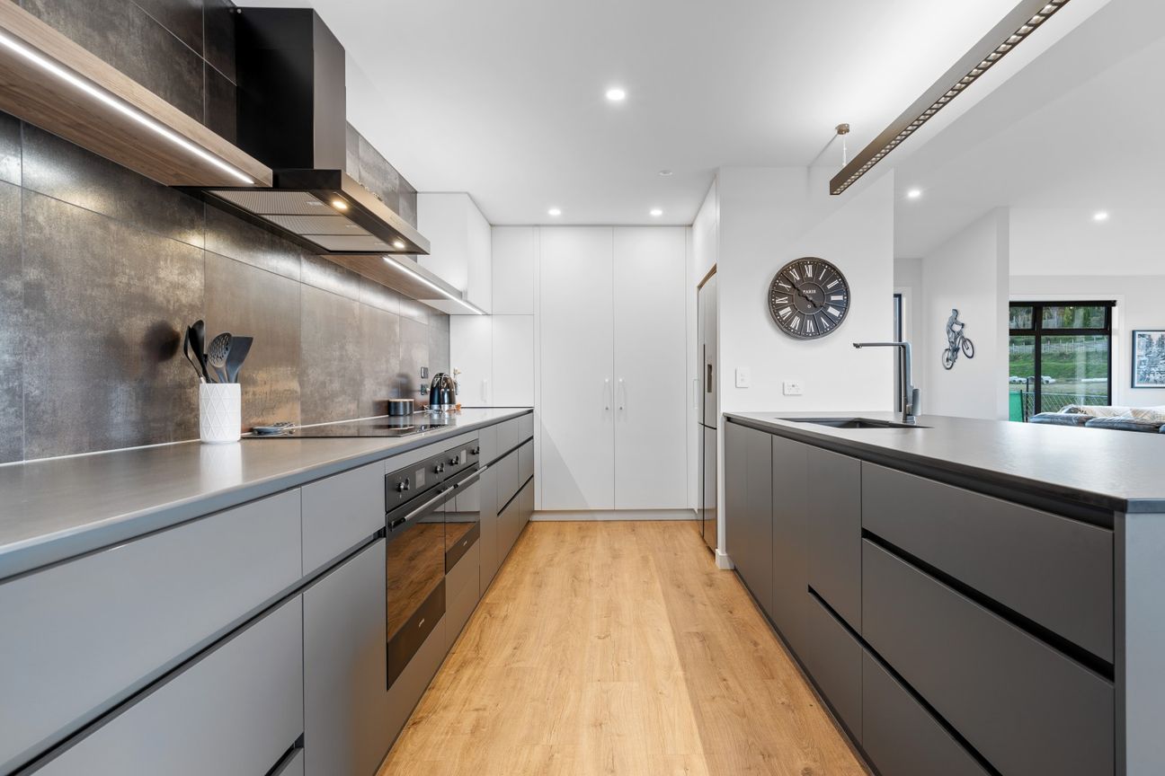 Exceptional Mapua Living Awaits! - Vista 6