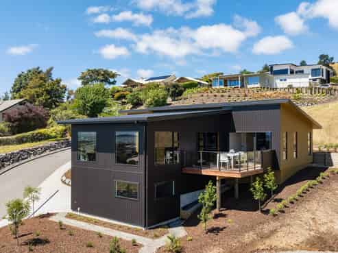 10 Resolution Place, Richmond