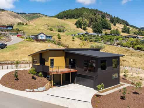 10 Resolution Place, Richmond