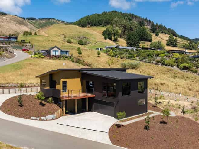 10 Resolution Place, Richmond