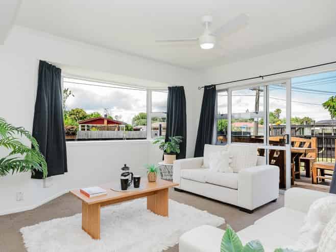 21 Jeanette Street, Glenview