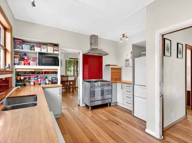 14 Kenward Crescent, Featherston