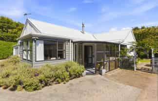 72 Elizabeth Street, Waikanae