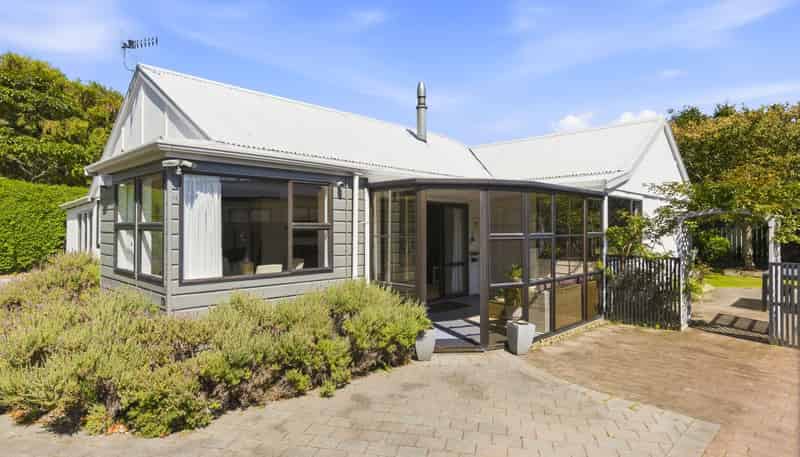 72 Elizabeth Street, Waikanae