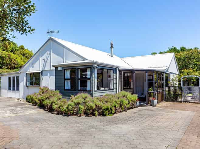 72 Elizabeth Street, Waikanae