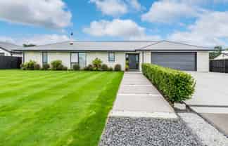 8 Perendale Place, KIRWEE