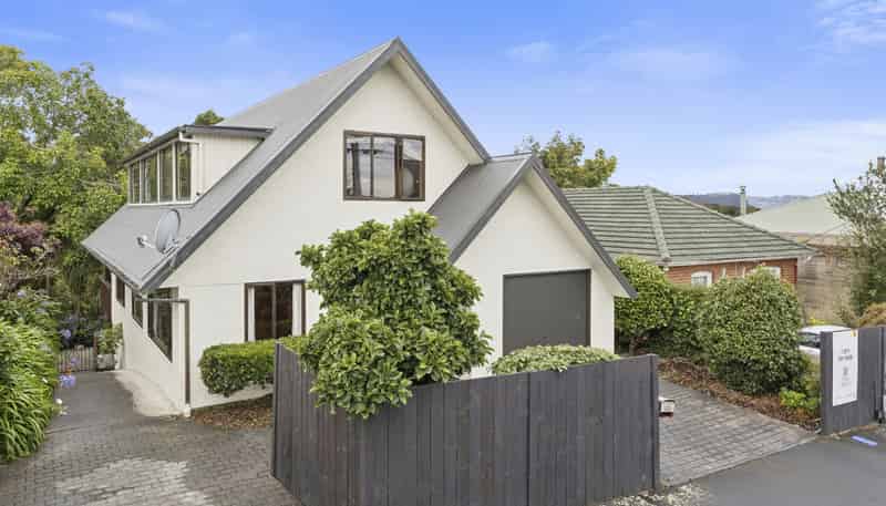 43 Pacific Street, Roslyn