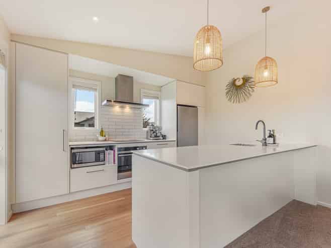 11 Dartnall Lane, Richmond