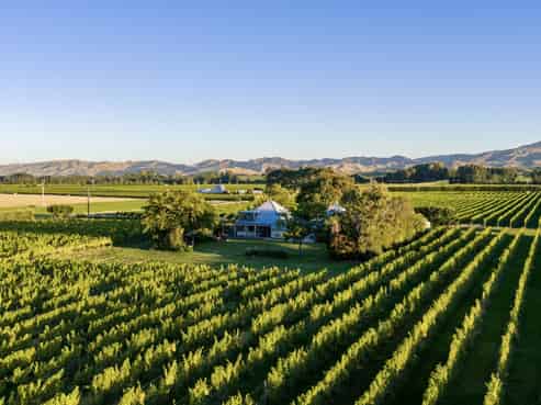 98 Godfrey Road, Fairhall