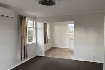 15 Queenwood Road, Levin