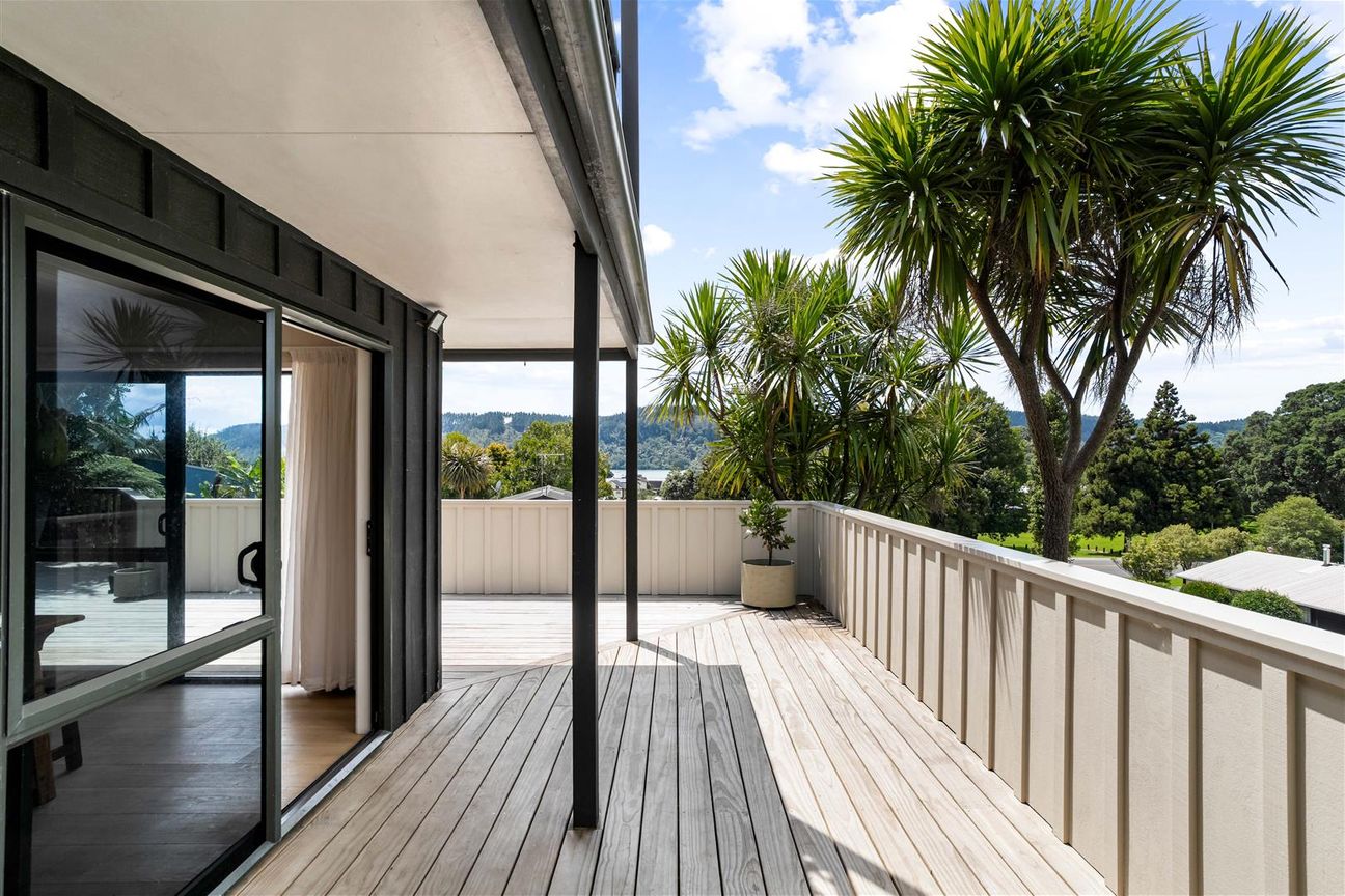 Renovation Just Finished - Full Site - Views – pohled 5