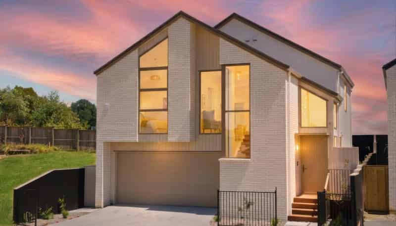 11 Georgie Salter Crescent, Saint Johns