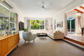 5 Burnt Hill Road, Oxford