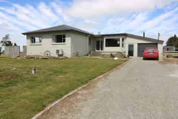 986 Downs Road South, Edendale