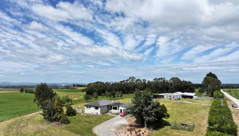 986 Downs Road South, Edendale
