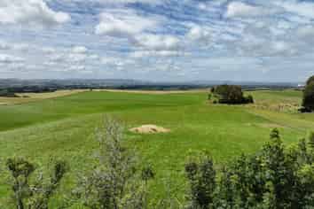 986 Downs Road South, Edendale