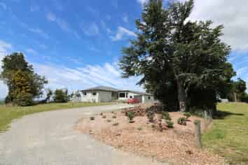 986 Downs Road South, Edendale