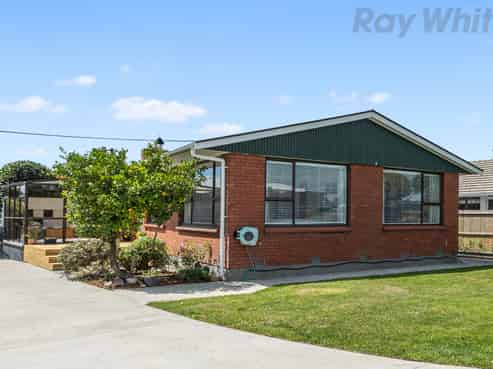 15 Leo Street, Bishopdale