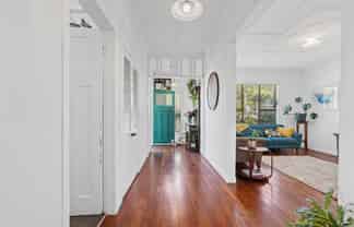 141 Lemon Street, Strandon