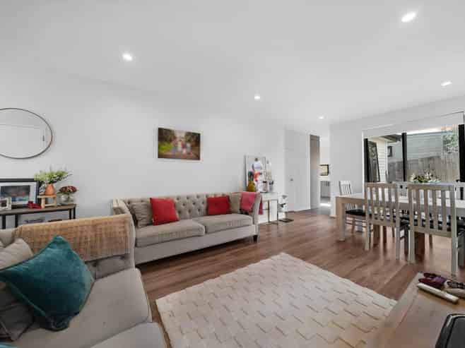 28B Rotoma Rise, Clover Park