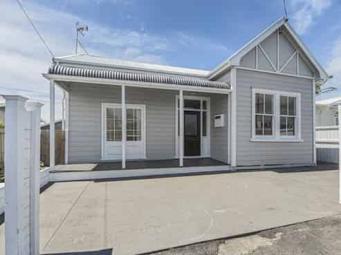 15 Morley Street, New Plymouth