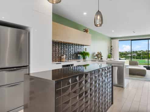 8/4 Stables Lane, Millwater