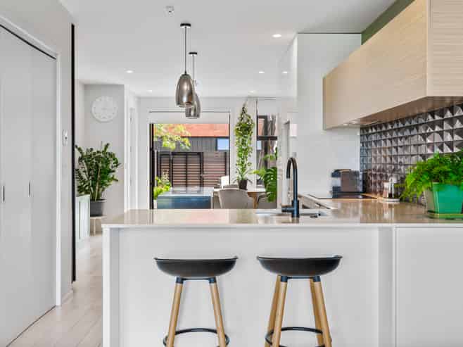 8/4 Stables Lane, Millwater