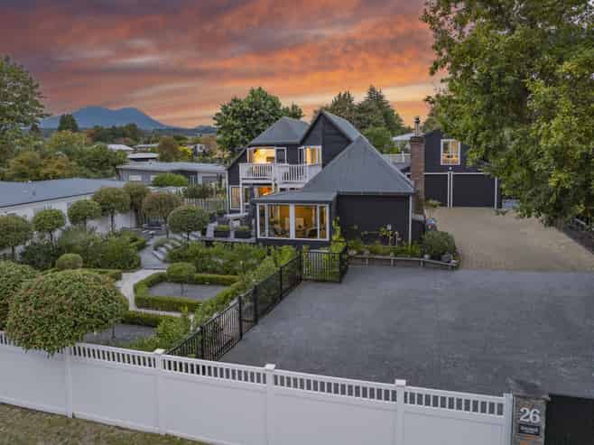 26 Otupai Street, Two Mile Bay