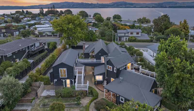 26 Otupai Street, Two Mile Bay