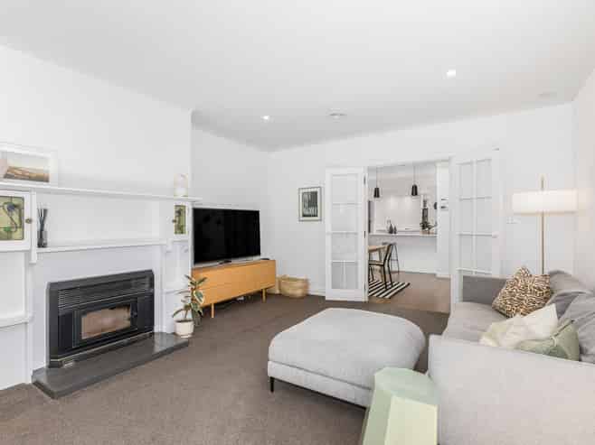 4 Totara Street, Eastbourne