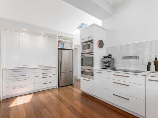 4 Totara Street, Eastbourne