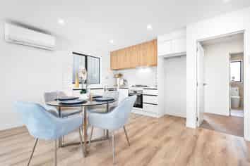 2/10 Starling Place, Ranui