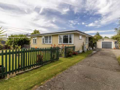 28 Main Street, Marton