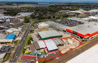 TAKANINI WAREHOUSE AND YARD AVAILABLE
