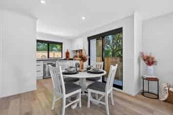 15B Rowe Parade, Wainuiomata