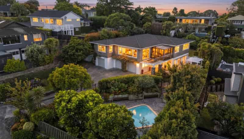 9 Stoneyroyd Gardens, Remuera