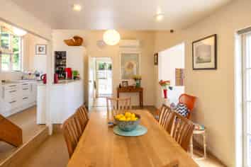 69 Victoria Road South, Onetangi