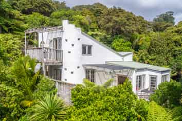 69 Victoria Road South, Onetangi