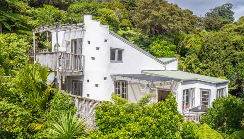 69 Victoria Road South, Onetangi