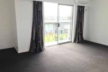 1/141 Birkdale Road, Birkdale