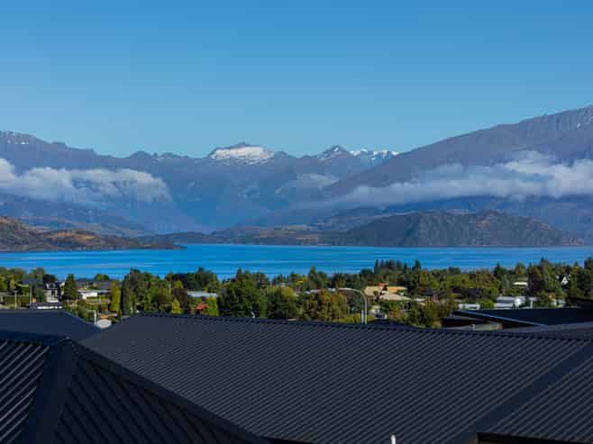 15 Landsborough Lane, Wanaka