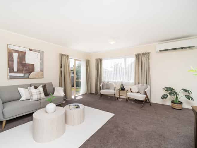 14 Emmerdale Mews, Highbury