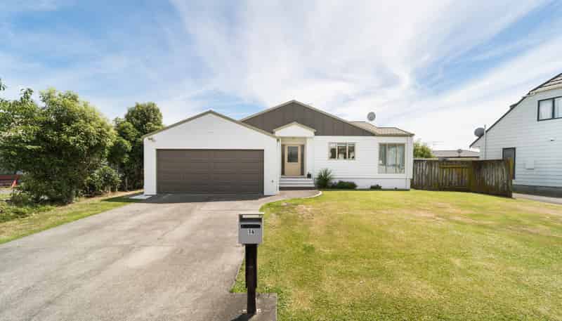 14 Emmerdale Mews, Highbury