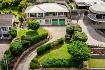 484 River Road, Fairfield