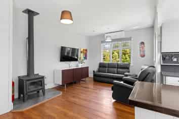 371 Hawkins Road, HORORATA