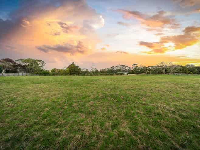 27 Wintour Road, Waimauku