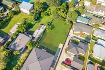 12B Racecourse Road, Waiuku