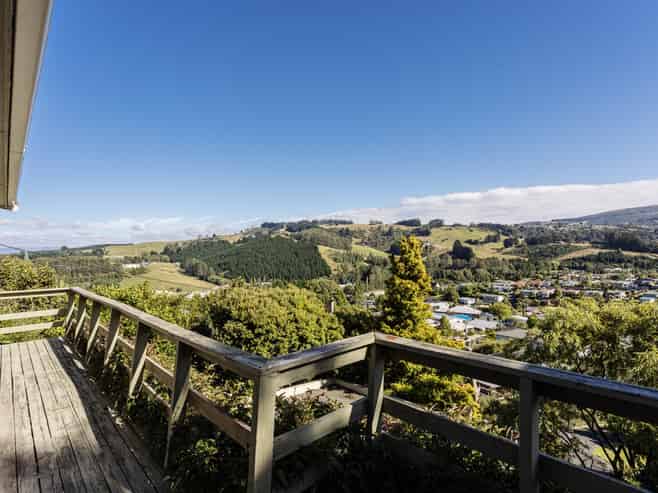 8 Leary Street, Kenmure