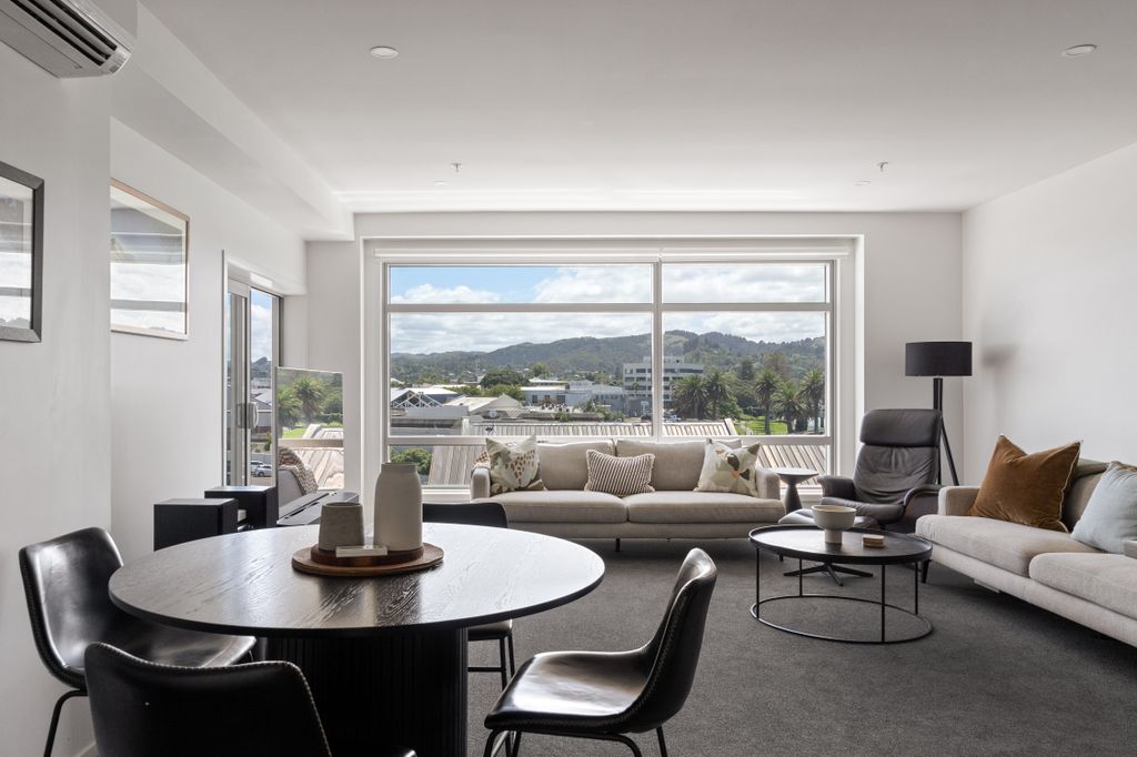 Views and Convenience 4